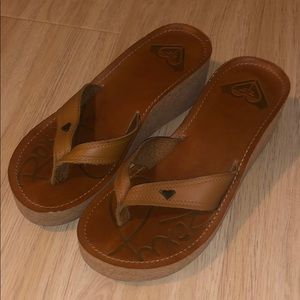Roxy sandals